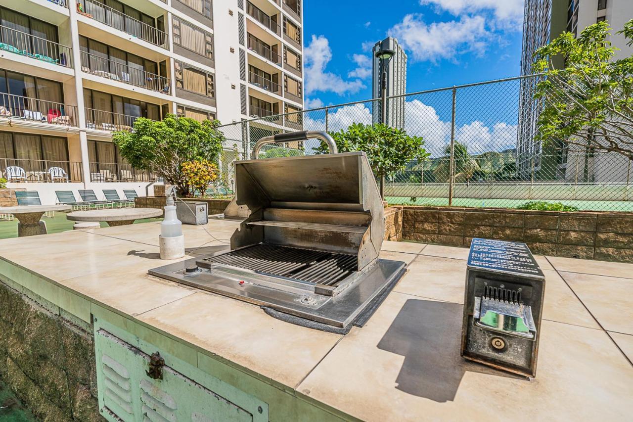 Free Parking, Pool, Sauna, Spa, Wifi, Bbq, Ac - Waikiki Banyan Honolulu Exterior foto