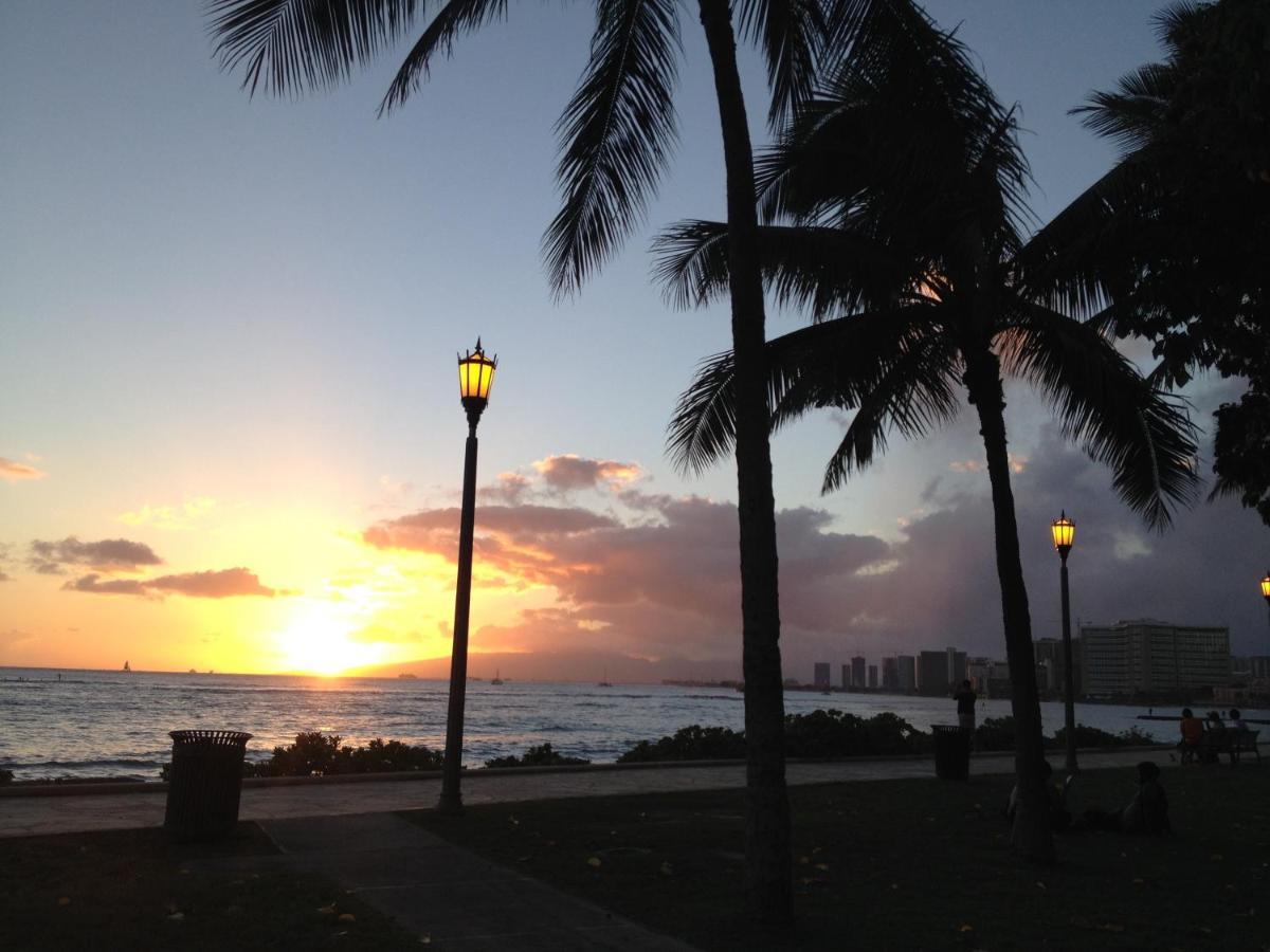 Free Parking, Pool, Sauna, Spa, Wifi, Bbq, Ac - Waikiki Banyan Honolulu Exterior foto